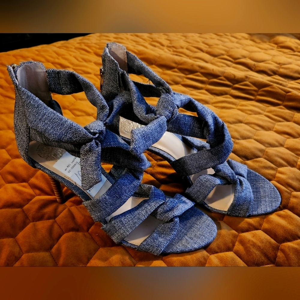 Vince Camuto, size 10, heels